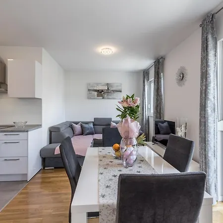 Tadic Apartment