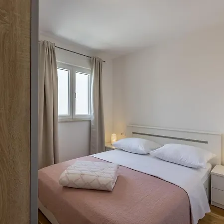 Apartment Tadic *