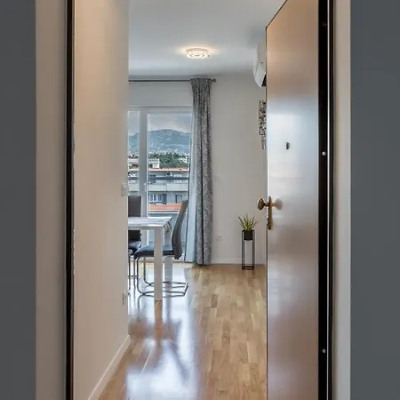 Tadic Apartamento Split